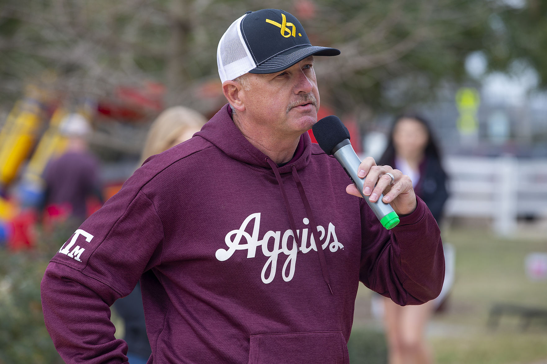 A&M baseball head shaving for cancer